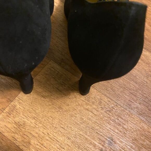 Bruno Magli Tamaia Maglia made in Italy Black pumps, size 7 AAAA - Picture 2 of 5